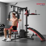 SPORTNOW Kraftstation, Multifunktionale Fitnessstation mit Butterfly- & Latzugstange, Curler, Brustpresse, Sit-Up-Bank, Fitnessgerät mit 65 kg Gewichtsblöcken, Schutzabdeckung, für Zuhause, Schwarz